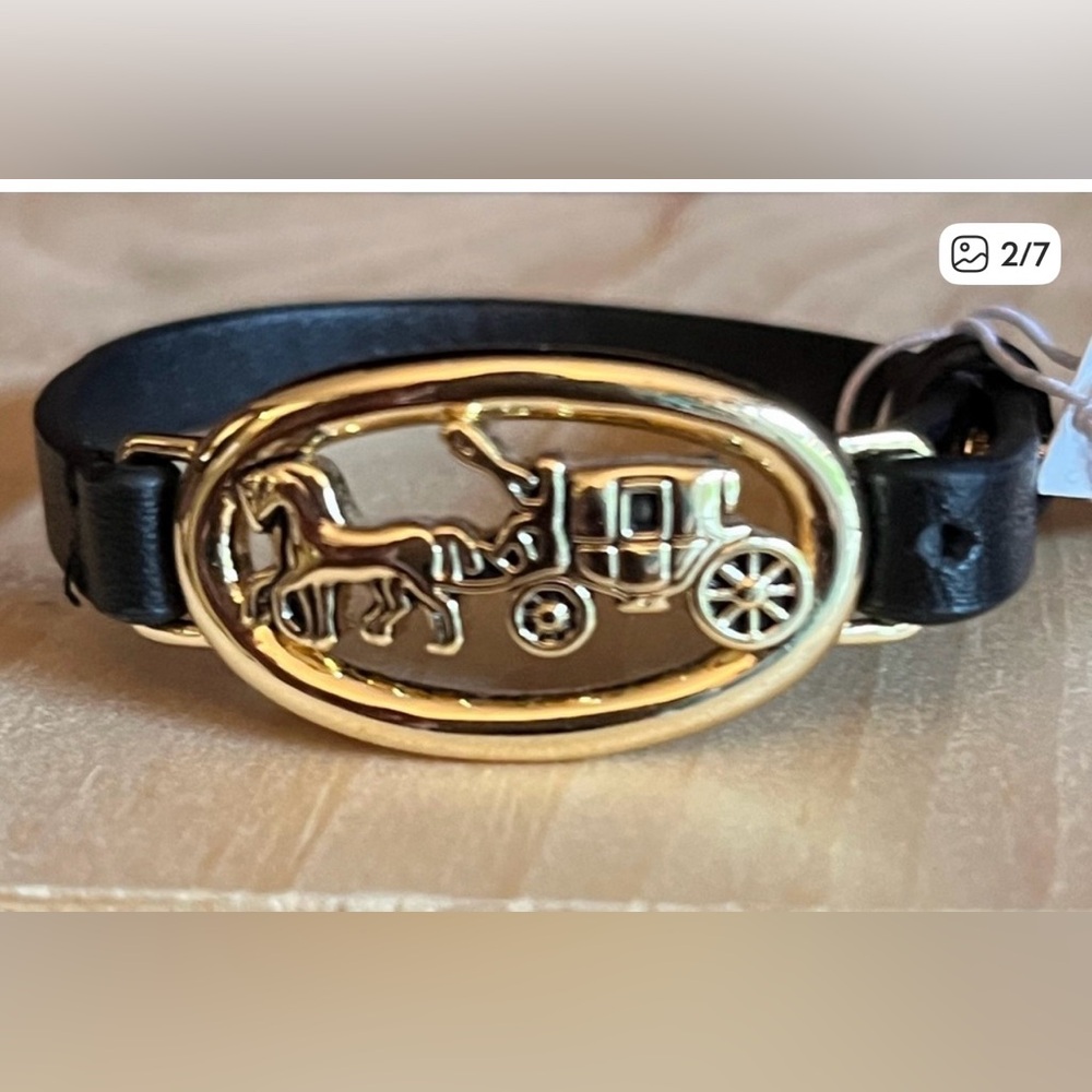 NWT Coach Carriage Black Leather and Gold Bracelet, gorgeous 🌹 - Picture 3 of 8